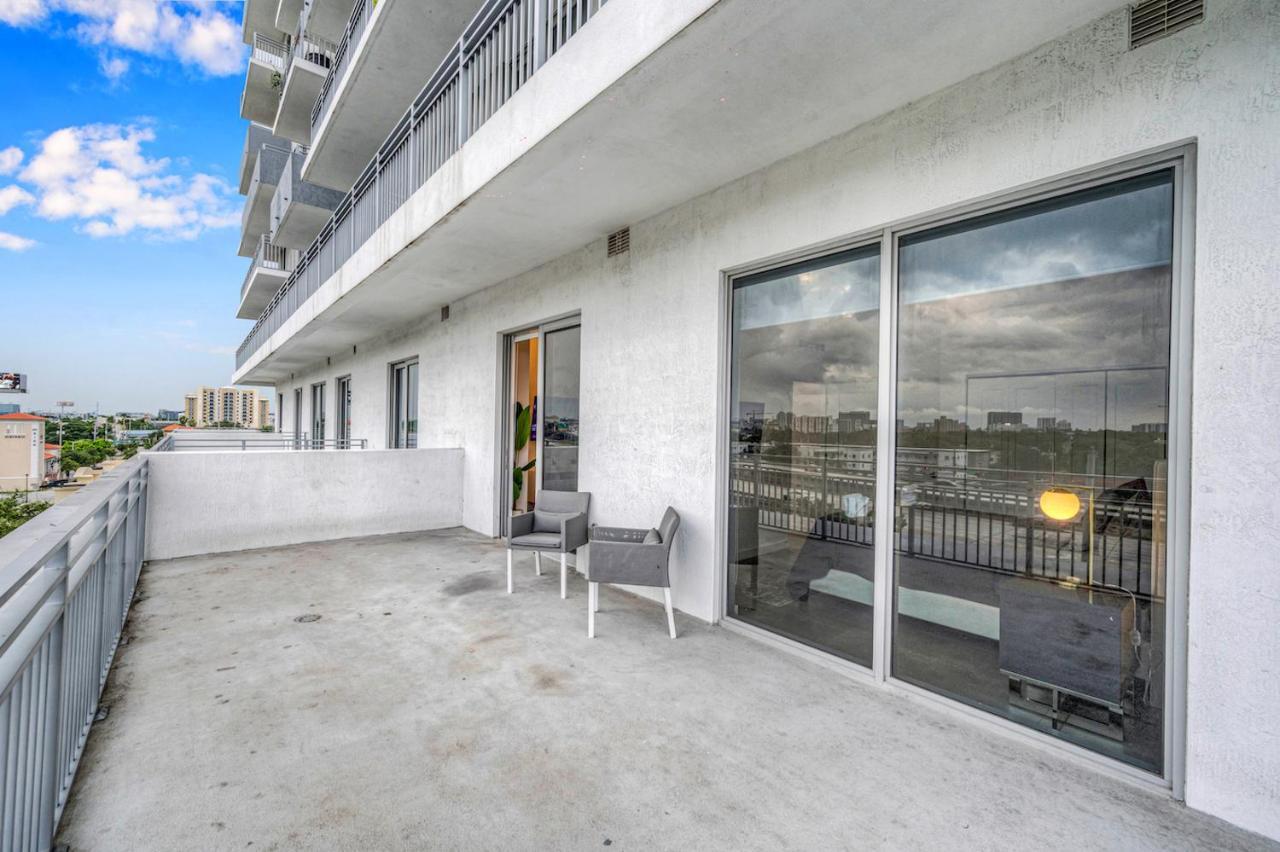 Modern Unit In Downtown Miami With Free Parking Apartment Exterior photo